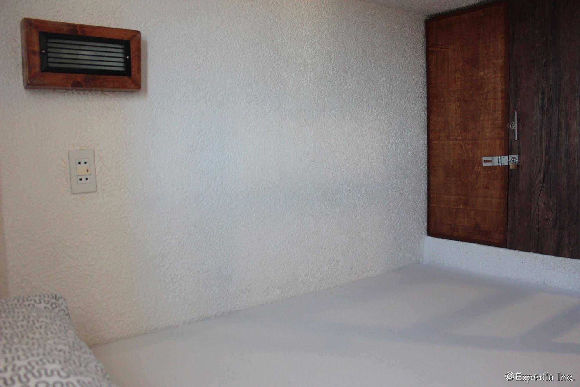 Sea Horse Guest House Coron Buitenkant foto